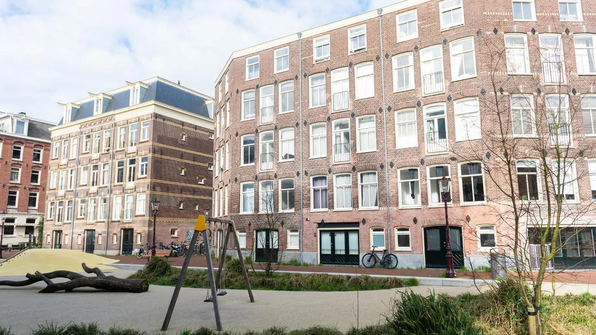 Historic Canal House Apartment Amsterdam